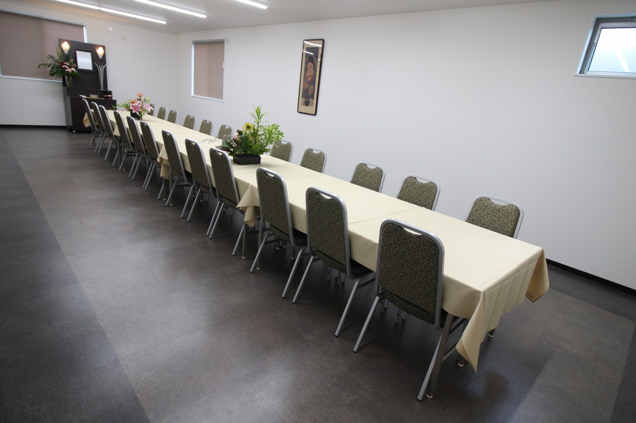 控室・会食室